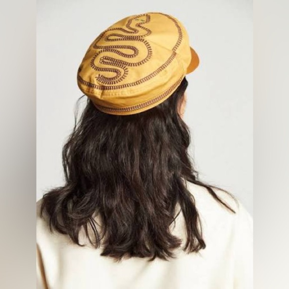 Brixton Fiddler EMB Nugget Gold Flat Cap szM